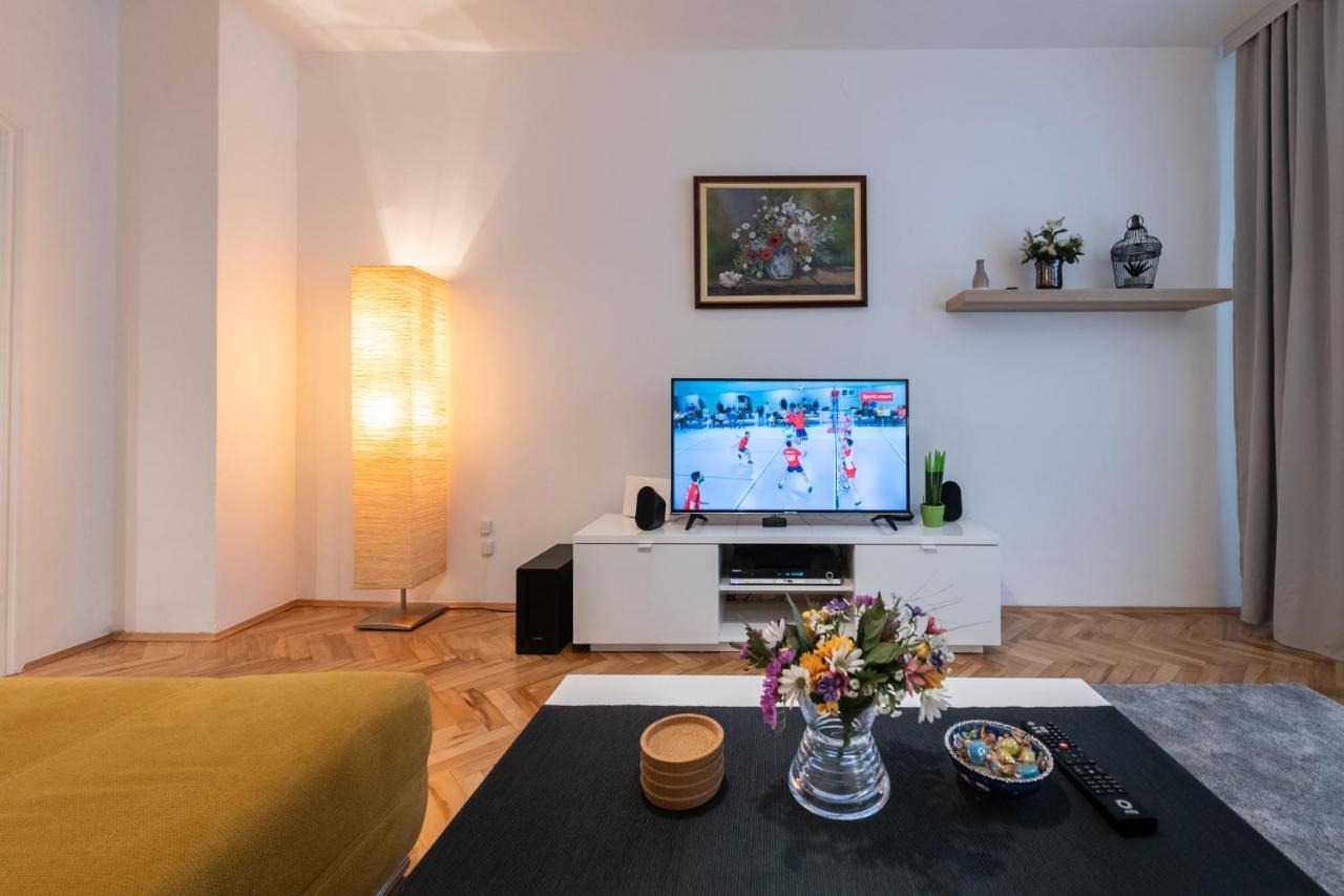 Ada City Break Beograd Ngoại thất bức ảnh